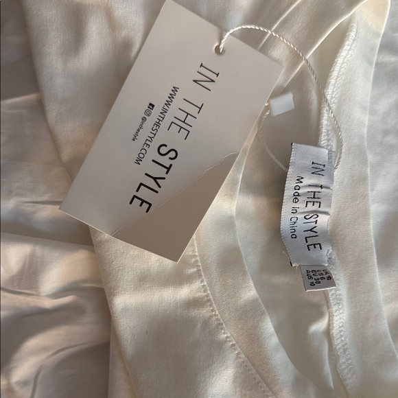 NWT In The Style x Jac Jossa White Poplin Frill T-Shirt - Picture 4 of 8